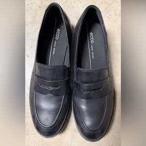 ECCO Women's Black Loafers